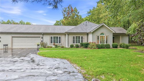 39 Stone Ridge Blvd, Hermitage, PA, 16148-9173 | Card Image