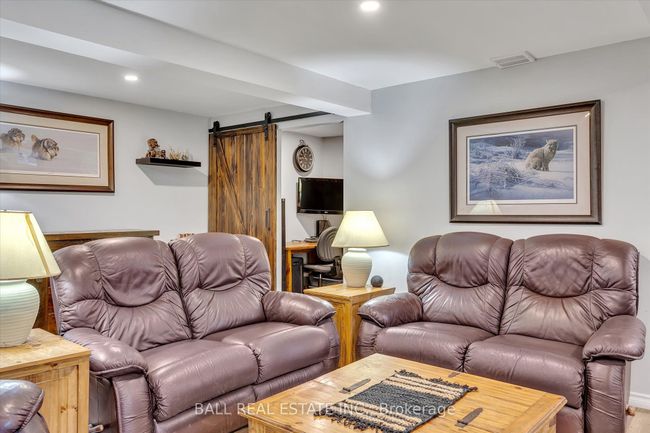 851 Kimberly Dr, House other with 3 bedrooms, 3 bathrooms and 8 parking in Ennismore ON | Image 34