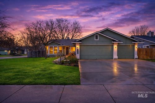 5799 W Drawbridge Dr, Boise, ID, 83703-2829 | Card Image