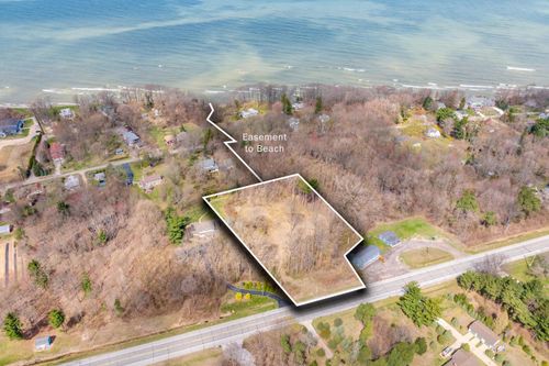 4890 M 63 N, Coloma, MI, 49038-8106 | Card Image