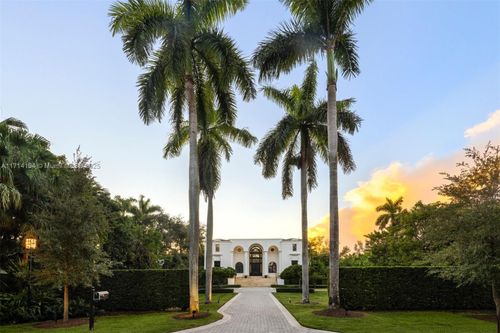 26 Tahiti Beach Island Rd, Coral Gables, FL, 33143 | Card Image