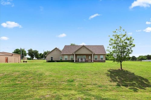 44131 County Street 2730, Cement, OK, 73017-9116 | Card Image