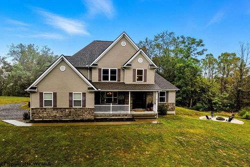 286 Stonecrest Dr, Grafton, WV, 26354-8763 | Card Image