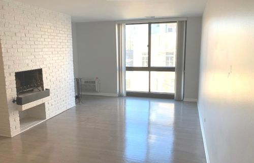 404-2201 N Cleveland Ave, Chicago, IL, 60614-3793 | Card Image