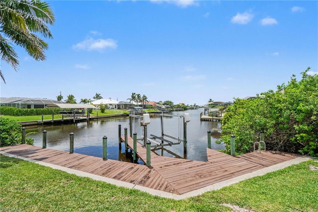 Residential in CAPE CORAL 4
