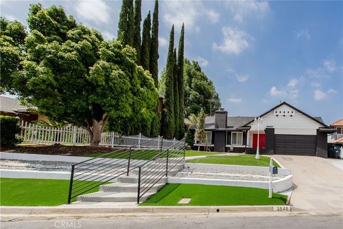 2546 Northmoor Dr, Corona, CA, 92882 | Card Image