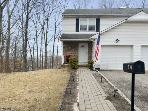 41 Livingston Ave, Dover, NJ, 07801-5411 | Card Image