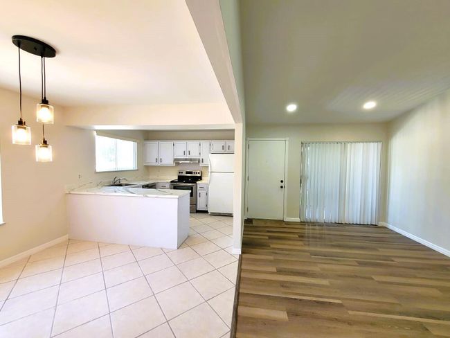 88 - 5320 Bosque Lane, Condo with 2 bedrooms, 1 bathrooms and null parking in West Palm Beach FL | Image 4