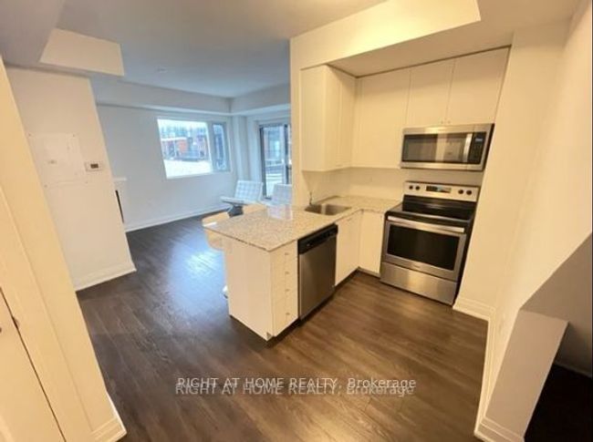 702 - 5309 Highway 7, Condo with 1 bedrooms, 1 bathrooms and 1 parking in Vaughan ON | Image 12