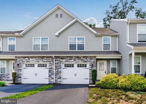 329 Briar Ridge Cir, ENOLA, PA, 17025-2548 | Card Image