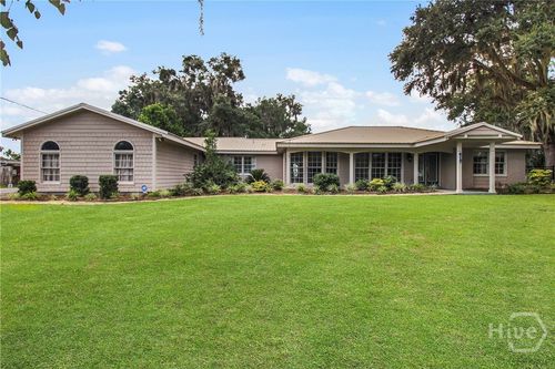 417 Fort King George Dr, Darien, GA, 31305-9039 | Card Image