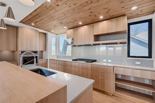 715 N Elm St, Sherman, TX, 75090-4928 | Card Image