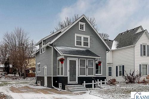 211 N Main Street, Lake Crystal, MN, 56055 | Card Image