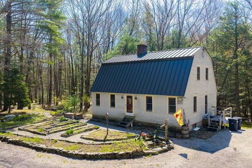 23 Devon Dr, Danville, NH, 03819-3008 | Card Image