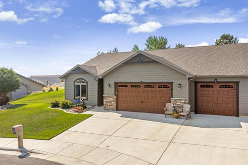 331 Dunbar Ct, Rapid City, SD, 57701-5111 | Card Image