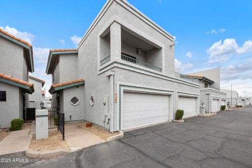 8614 N 67th Dr, Peoria, AZ, 85345-8410 | Card Image