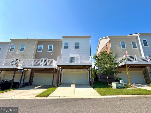 6111 Hanlon St, CAPITOL HEIGHTS, MD, 20743-3260 | Card Image