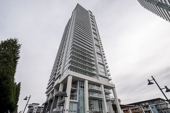 3402 - 657 Whiting Way, Condo with 2 bedrooms, 2 bathrooms and 1 parking in Coquitlam BC | Image 3
