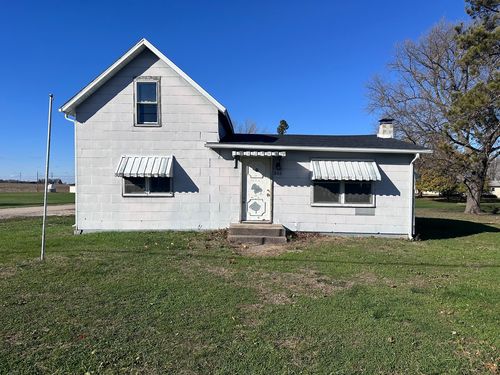 305 Commercial St, Lyndon, IL, 61261-9581 | Card Image