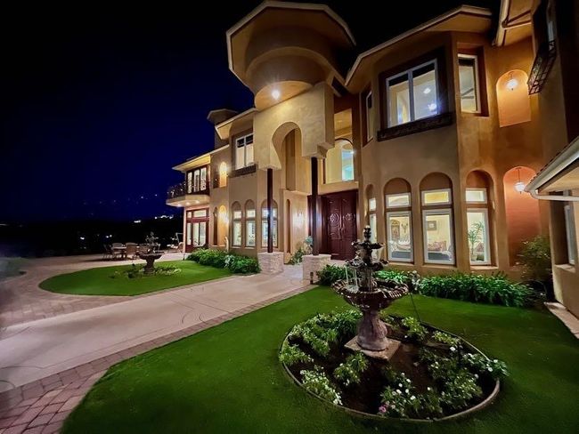 2269 Tina St, House other with 4 bedrooms, 5 bathrooms and 10 parking in El Cajon CA | Image 11