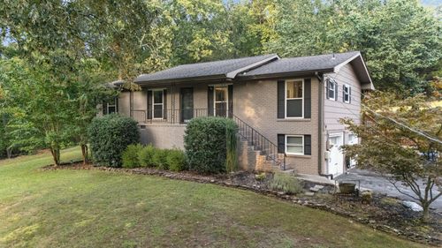 3929 Hamill Rd, Hixson, TN, 37343-3516 | Card Image