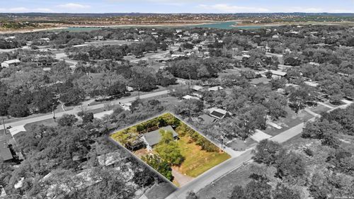 3400 Lakeview Dr, Canyon Lake, TX, 78133-4025 | Card Image