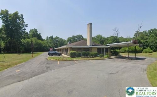 1058 Hausman Rd, Allentown, PA, 18104-9370 | Card Image