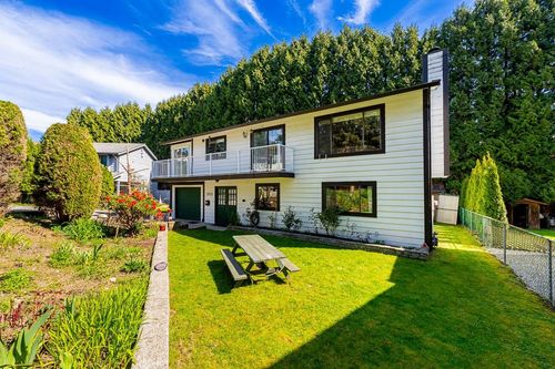 2932 Tatla Place, Coquitlam, BC, V3C4W8 | Card Image