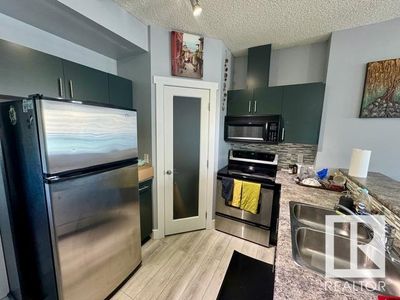 1101 - 10504 99 Ave Nw, Condo with 1 bedrooms, 1 bathrooms and null parking in Edmonton AB | Image 2