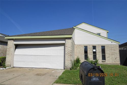 6527 Gladewell Dr, Houston, TX, 77072-2027 | Card Image