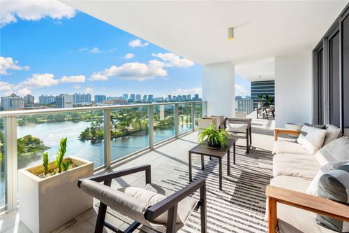 unit-1204-1180 N Federal Hwy, Fort Lauderdale, FL, 33304-1469 | Card Image