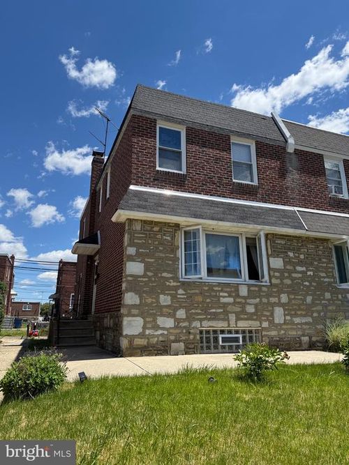 1733 Megargee St, PHILADELPHIA, PA, 19152-1803 | Card Image