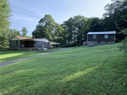 4764 Township Road 312, Millersburg, OH, 44654-8550 | Card Image