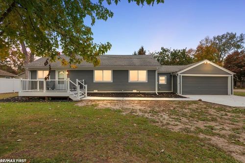 8845 Pilgrim, Washington Township, MI, 48094-2929 | Card Image