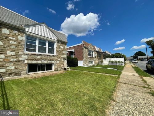 7826 Brier St, PHILADELPHIA, PA, 19152-3705 | Card Image