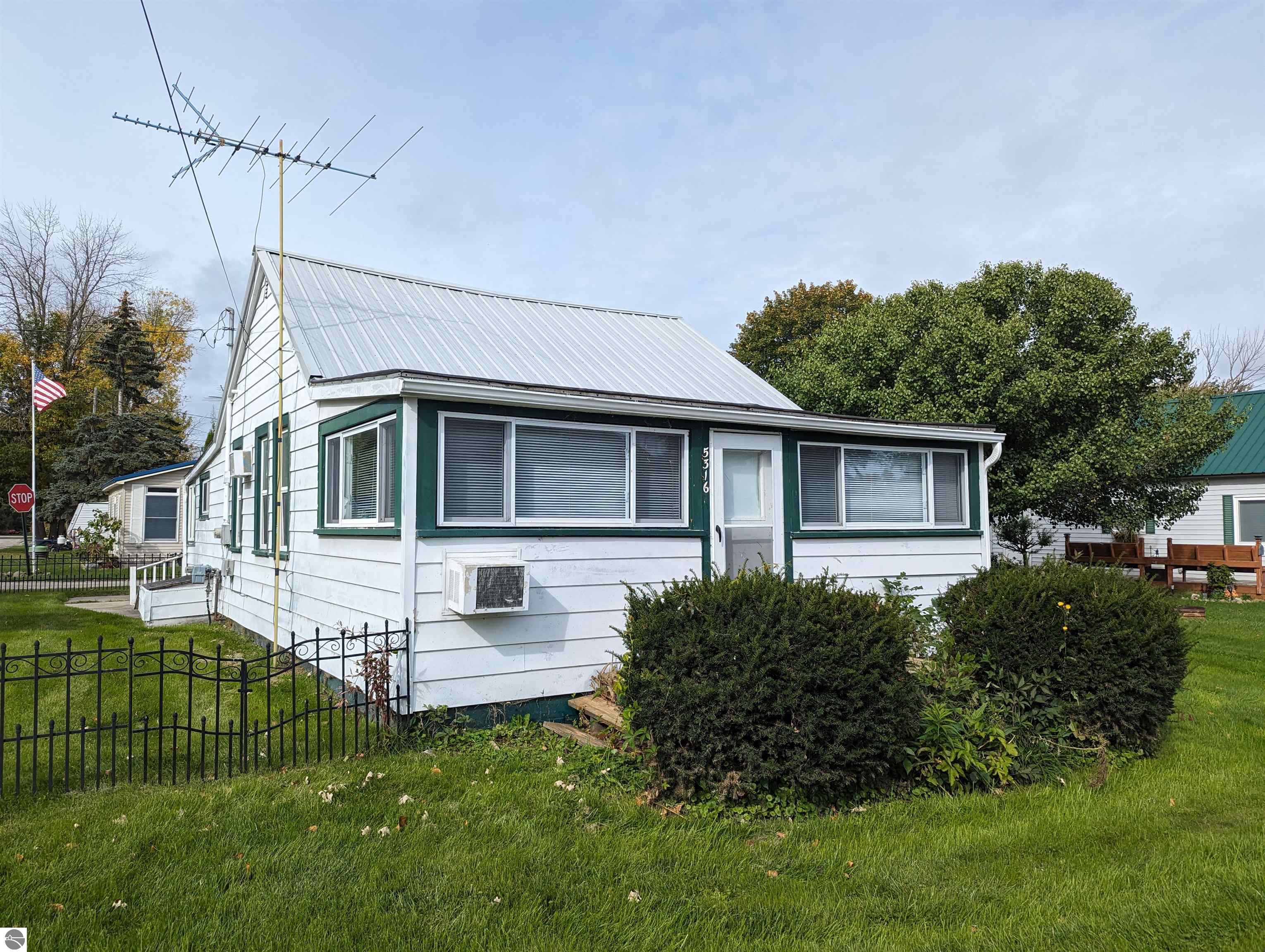 Shady Ln, Standish, MI 48658