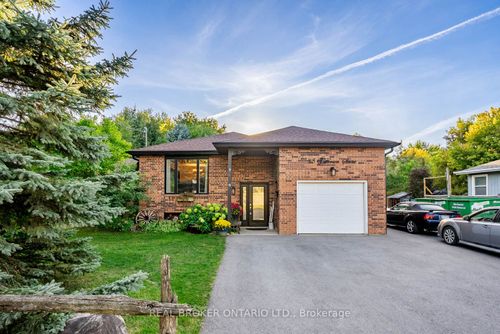 118 Patterson St N, New Tecumseth, ON, L0G1A0 | Card Image