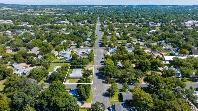 312 S Acorn St, House other with 3 bedrooms, 3 bathrooms and null parking in Fredericksburg TX | Image 36