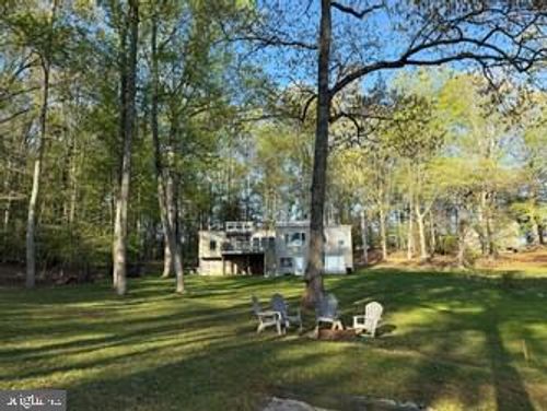 190 Bear Castle Dr, BUMPASS, VA, 23024-4923 | Card Image