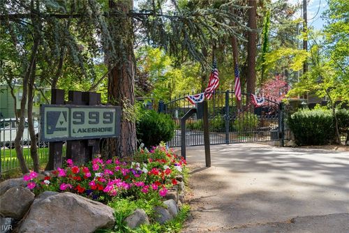 21-999 Lakeshore Blvd, Incline Village, NV, 89451-9675 | Card Image
