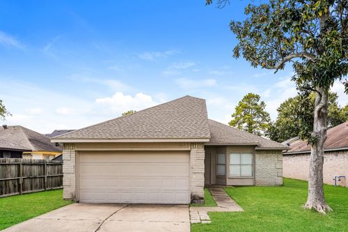 7038 Villa Del Sol Dr, Houston, TX, 77083-2321 | Card Image