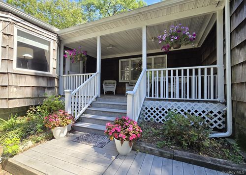 7 Woodhull Landing Rd, Sound Beach, NY, 11789-2146 | Card Image