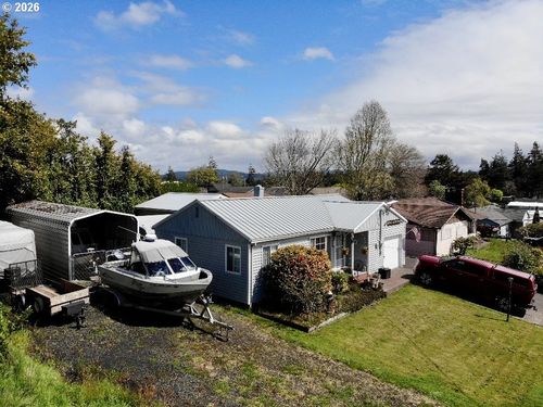2188 Lombard St, North Bend, OR, 97459-1451 | Card Image