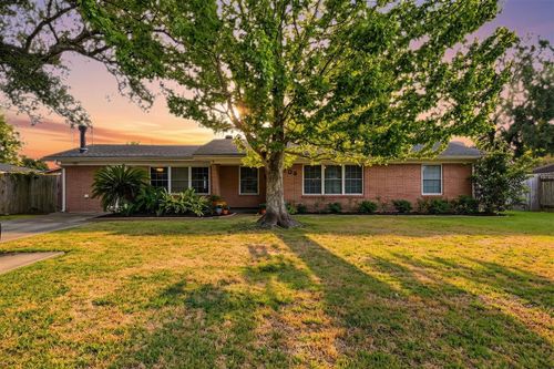 109 Manor Ln Lane, Lake Charles, LA, 70605 | Card Image