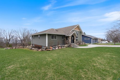 1524 Boulevard Pl, Duluth, MN, 55811-2719 | Card Image