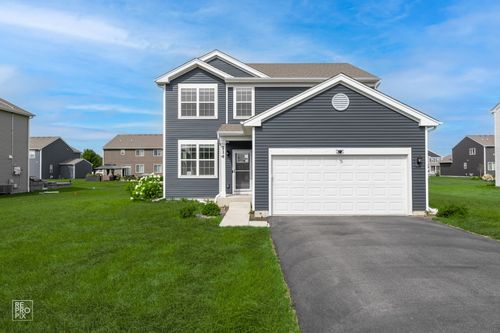 714 Juniper St, Oswego, IL, 60543-3005 | Card Image