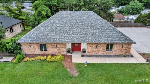 763 W Terra Ln, O Fallon, MO, 63366-2432 | Card Image