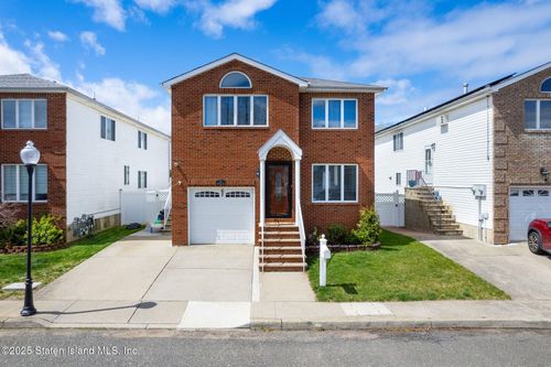 62 Dexter Avenue Avenue, Staten Island, NY, 10309 | Card Image