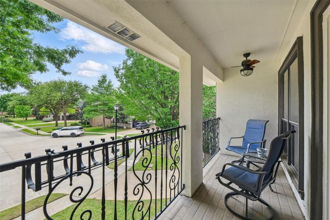Covered balcony off the upstairs living/play/gameroom | Image 25