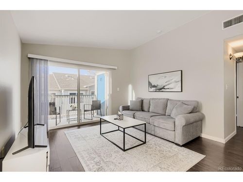 202-3855 Canyon Ranch Rd, Highlands Ranch, CO, 80126-6077 | Card Image